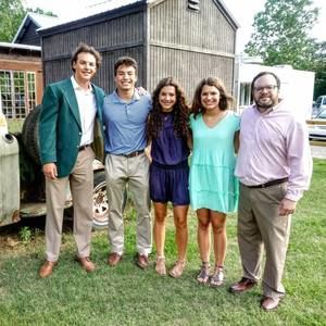 Meet your Posher, Lee